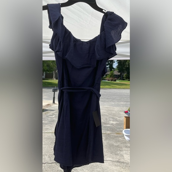 Blue Lulus Romper size medium - Picture 2 of 2